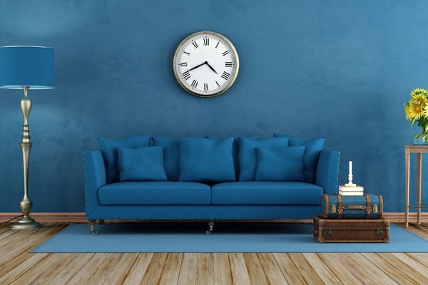 importance of wall clock in living room