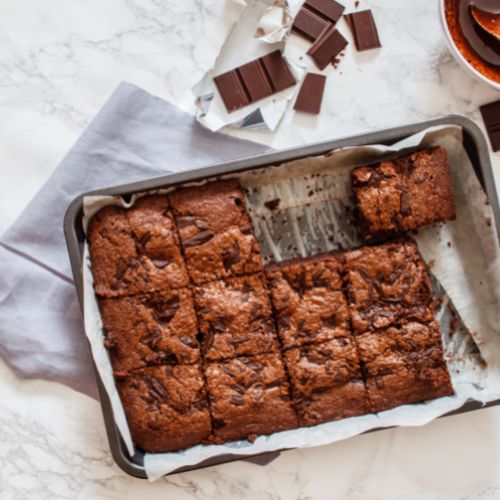 Reasons for brownies falling apart when cutting